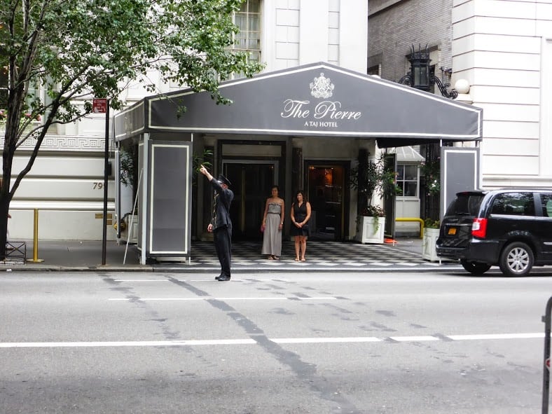 Fifth Avenue entrance to The Pierre