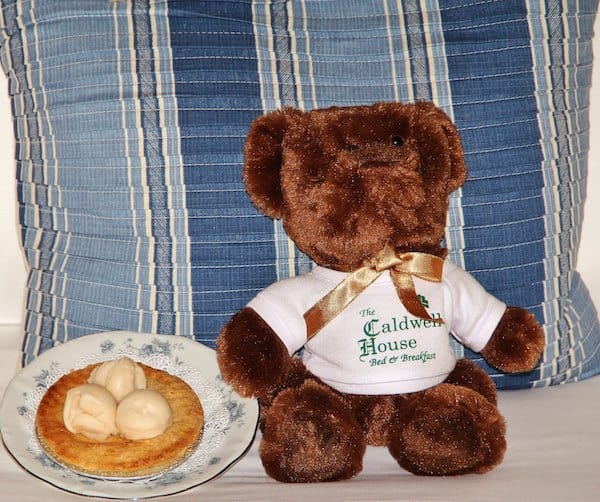 Miniature fruit pie (photo credit: Caldwell House Bed & Breakfast)