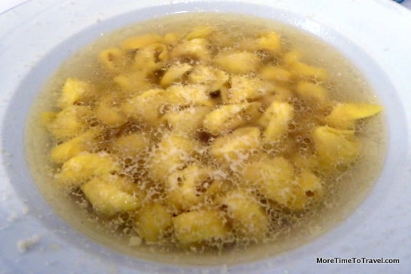 Tortellino en Brodo at Trattoria da Gianni