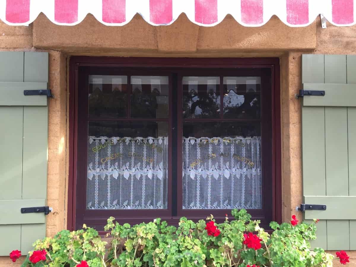 Jeanty Bistro in Yountsville