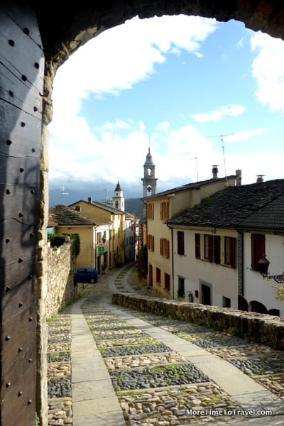 Another view of the town of Compiano from the Castello di Compiano