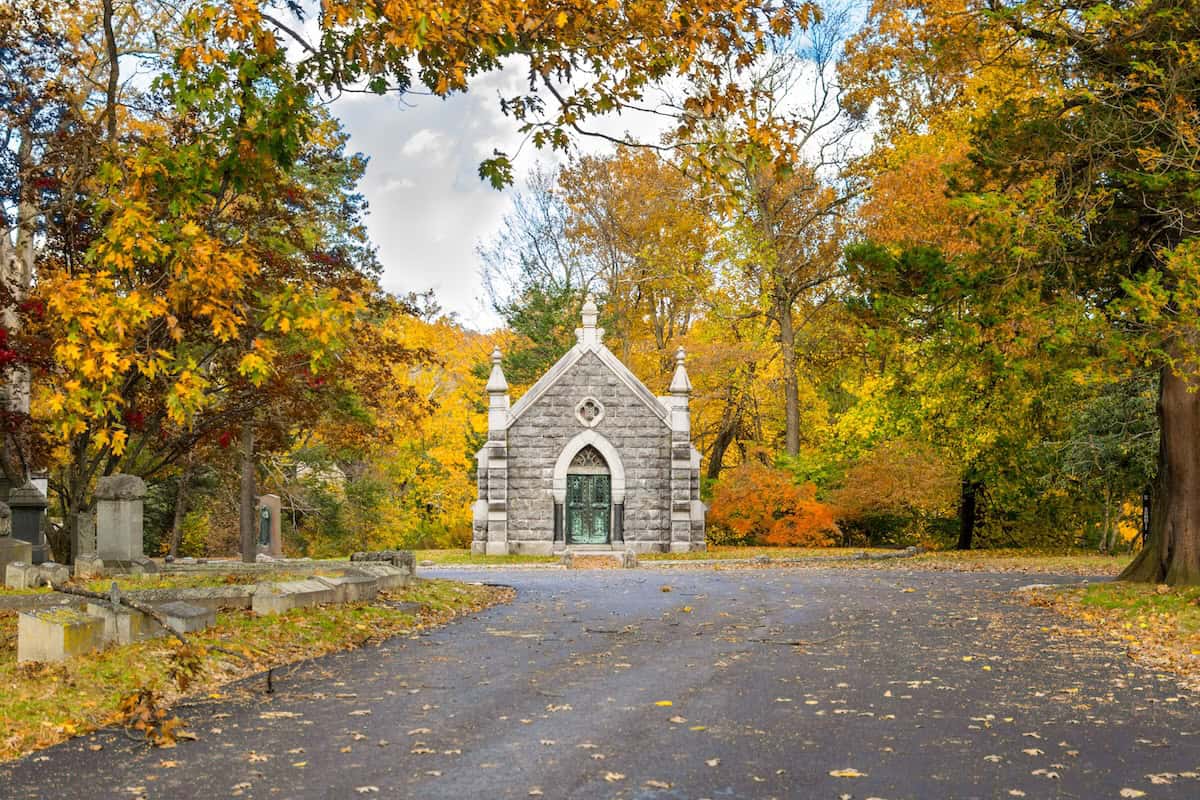 Sleepy Hollow Cemetery mausoleum (credit: Adobe stock)