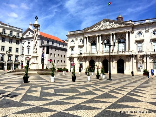 Praca do Municipo with Lisbon Town Hall