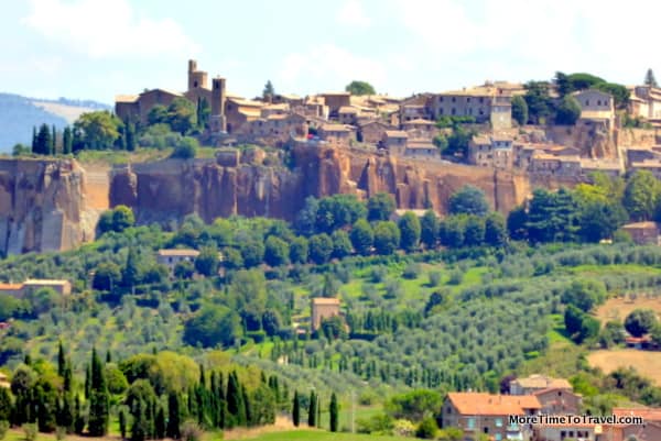 View of Orvieto poised on the tufa