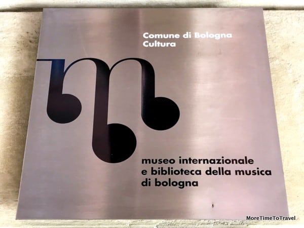 Plaque outside the Music Museum