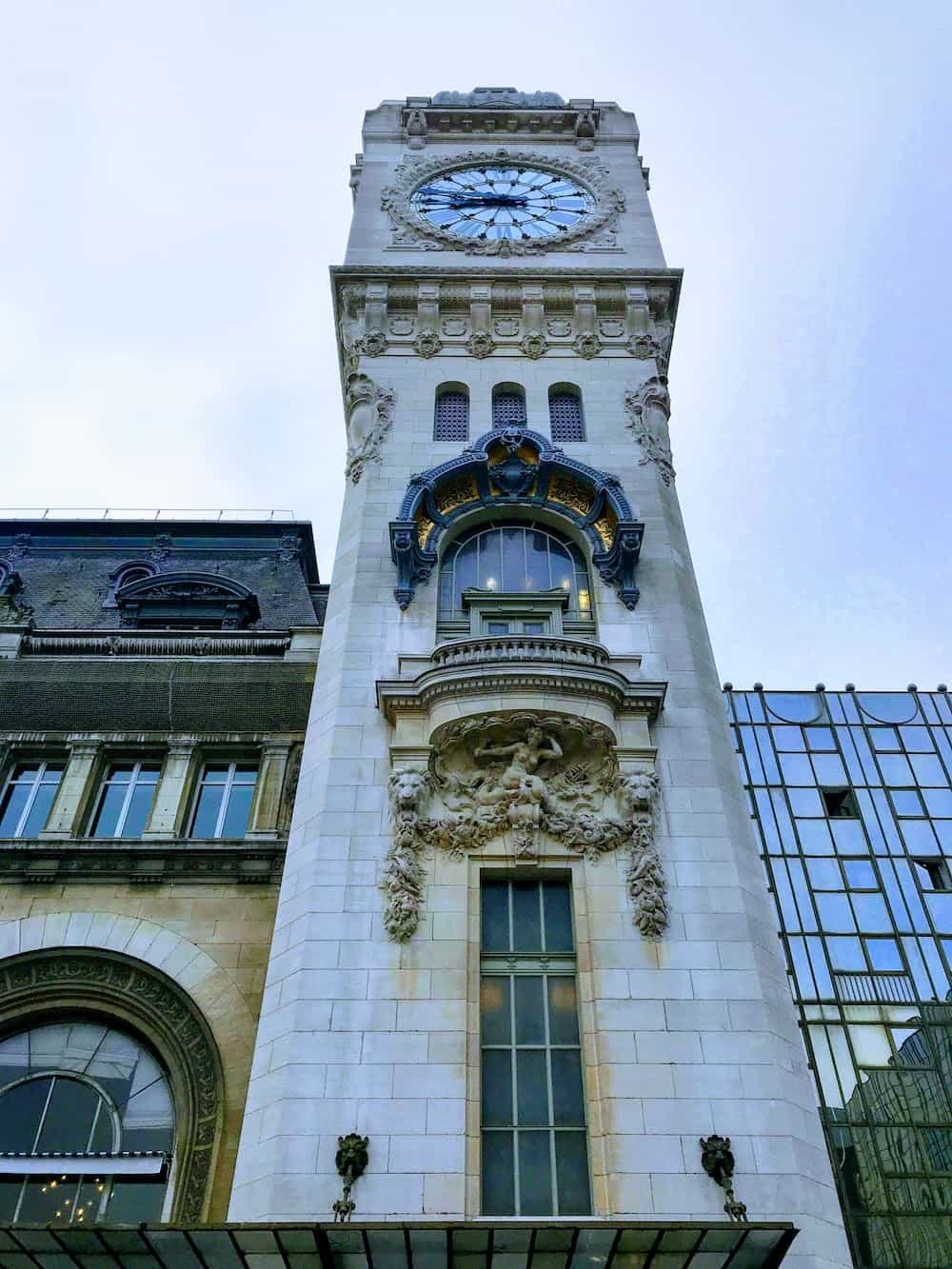 Clock atop Gare de Lyon, built in a similar style to that of Big Ben