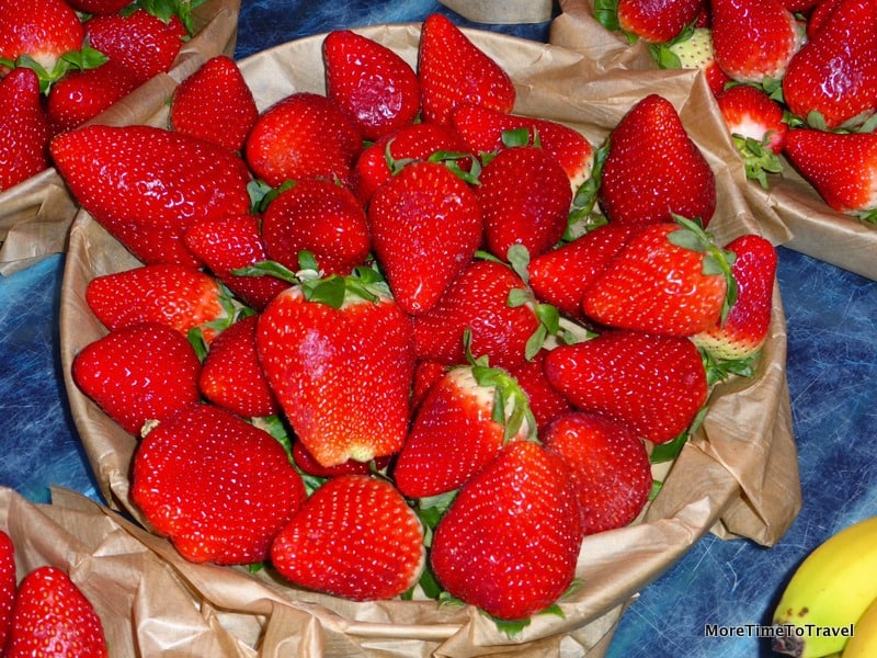 Strawberries at Saint Antoine market in Lyon