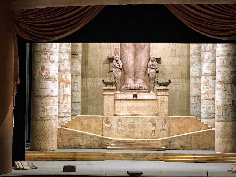 The stage is set for Act I of Aida