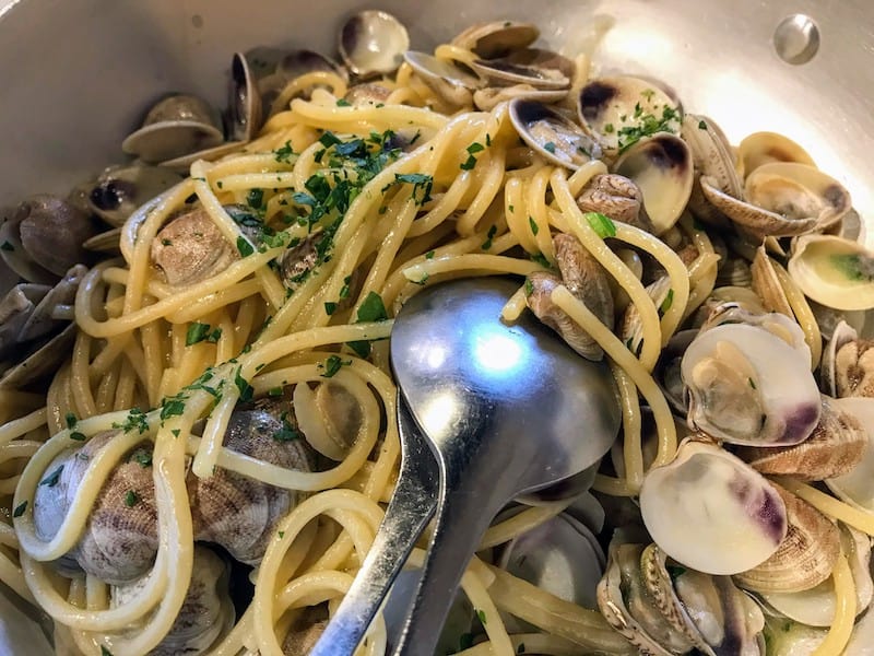 8 Italian Food Rules - Seafood pasta: Hold the cheese