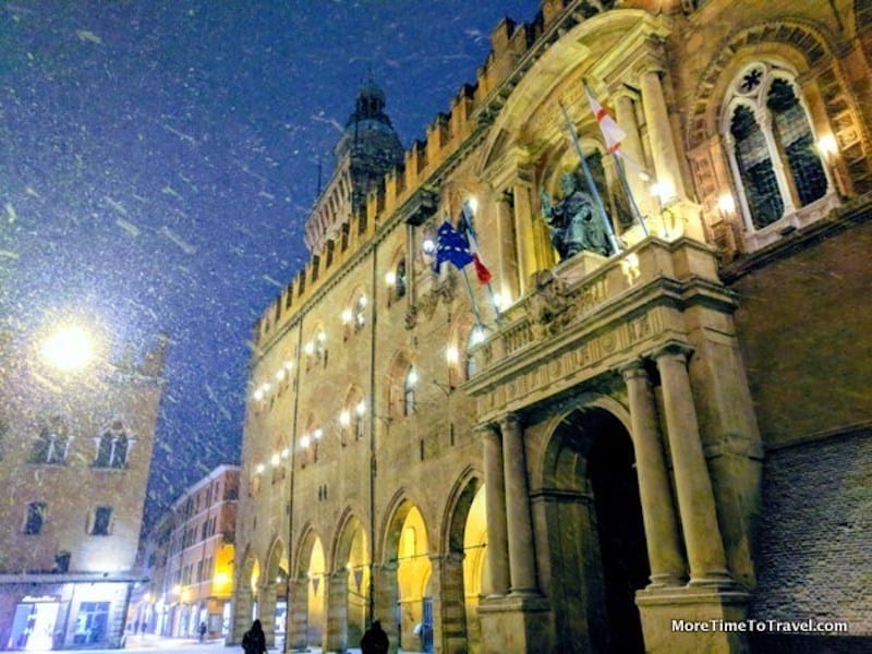 Palazzo Comunale, Piazza Maggiore, Bologna (Credit: Andrew Levine)