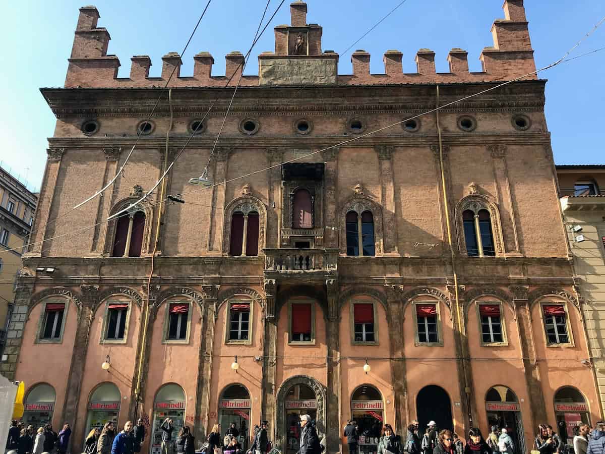 Feltrinelli Bookstore in Palazzo degli Strazzaroli (near the two towers) (credit: Jerome Levine)