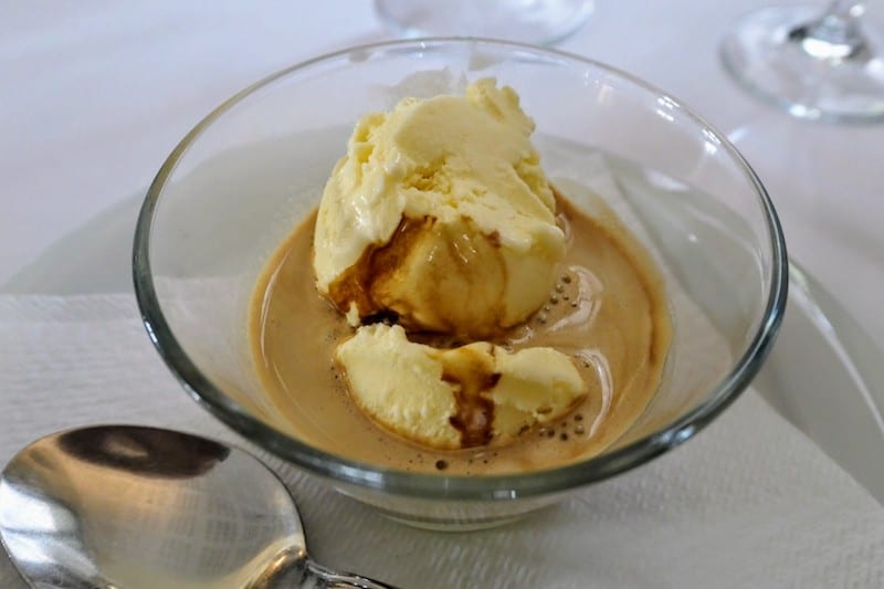 Crema affogata al caffe (custard ice cream with espresso)