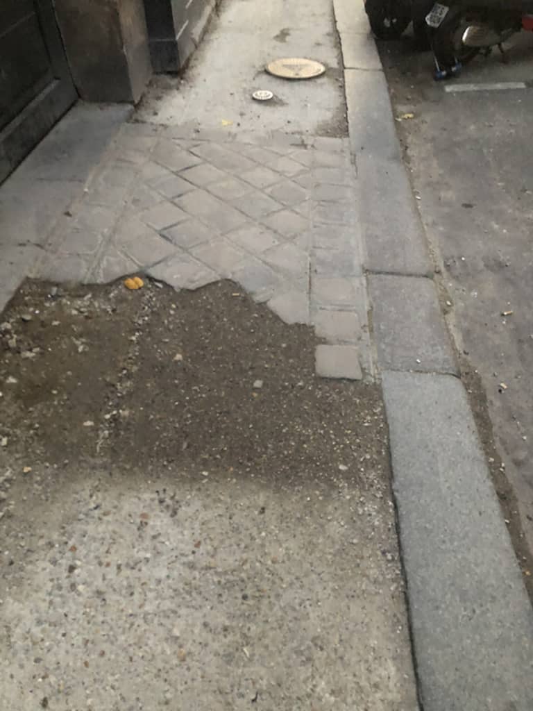 Mind the sidewalk!