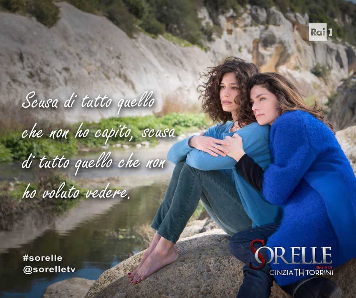 Sorelle TV miniseries: Elena and Chiara in Materahi