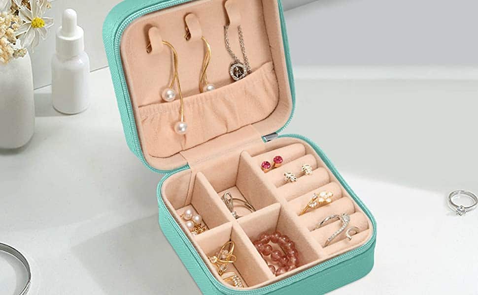 Compact Jewelry Organizer