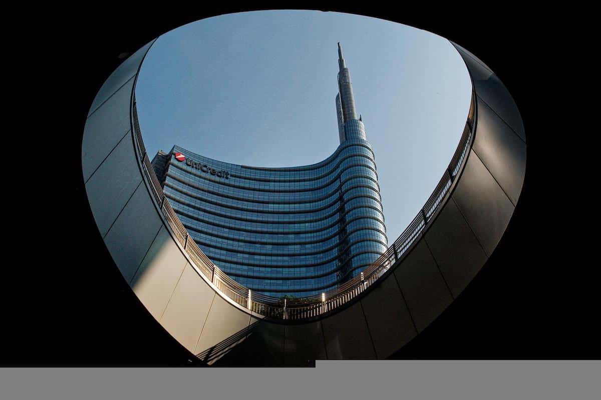 Post-modern skyscraper in Porta Nuova