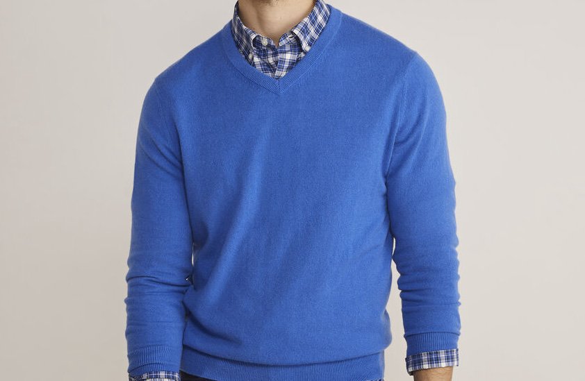 Vineyard Vines light cashmere v-neck sweater