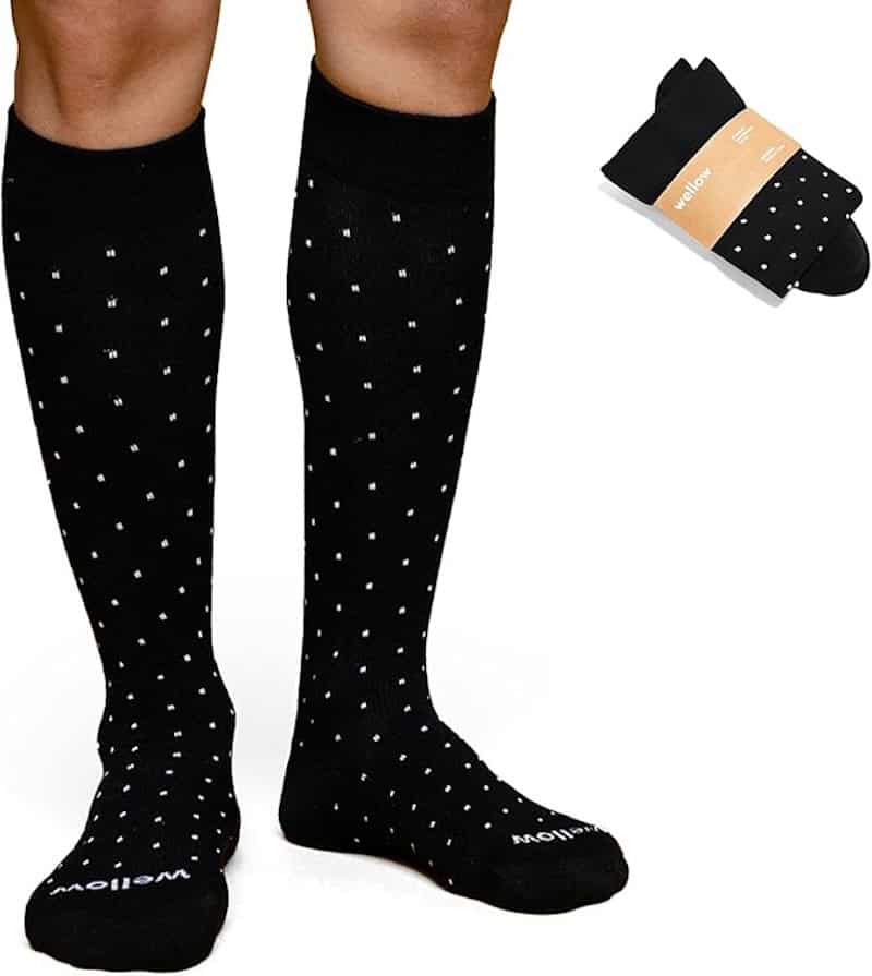 Best Father's Day Gifts for Dad: Compression socks (credit: Wellow)
