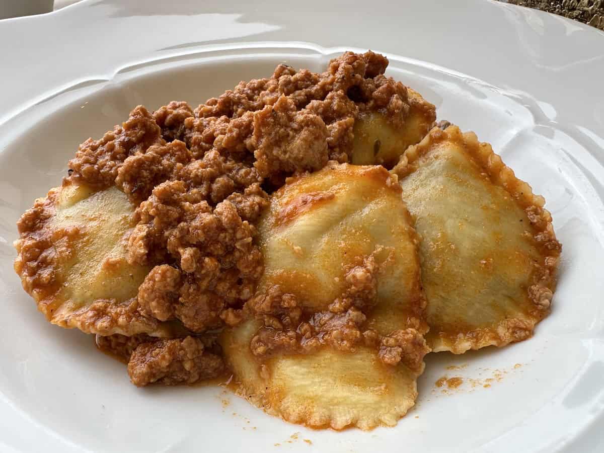 Lucca Tortelli at Sotto Sotto in Lucca (credit: Irene S. Levine)