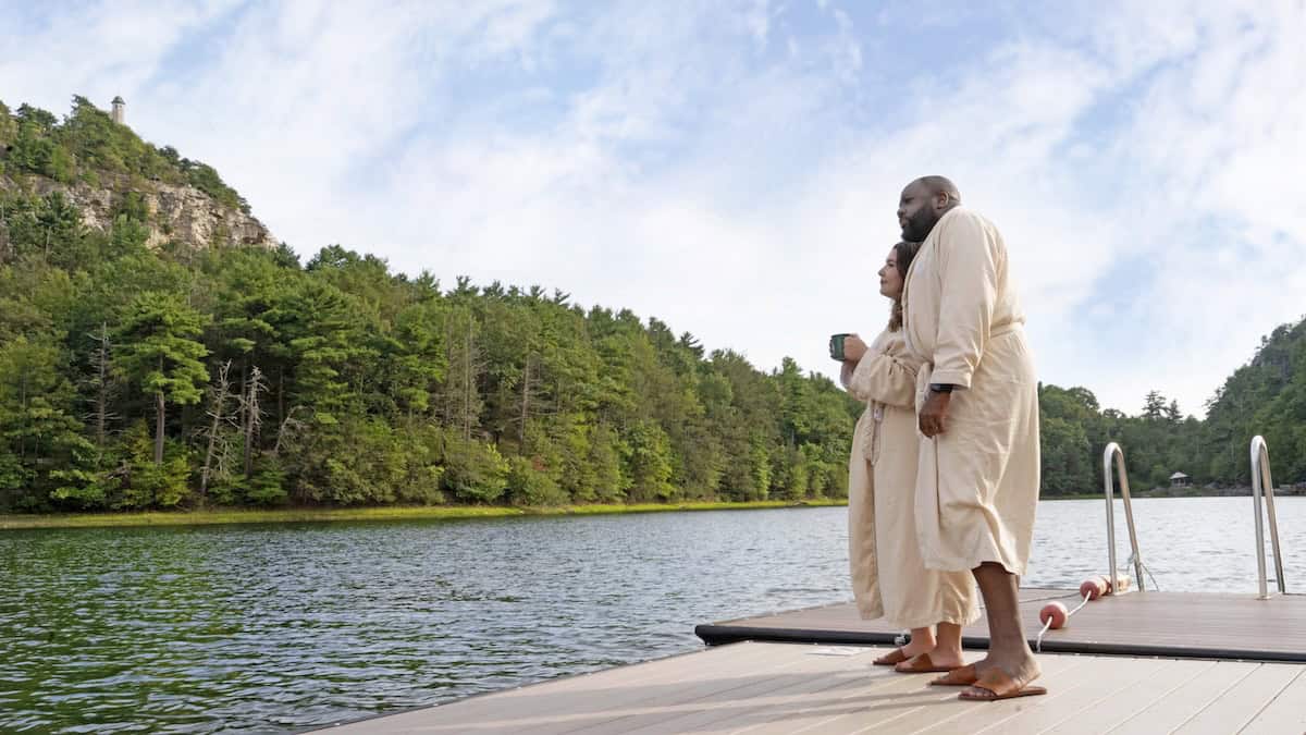 Conducive to indoor and outdoor relaxation (credit: Mohonk Mountain House)