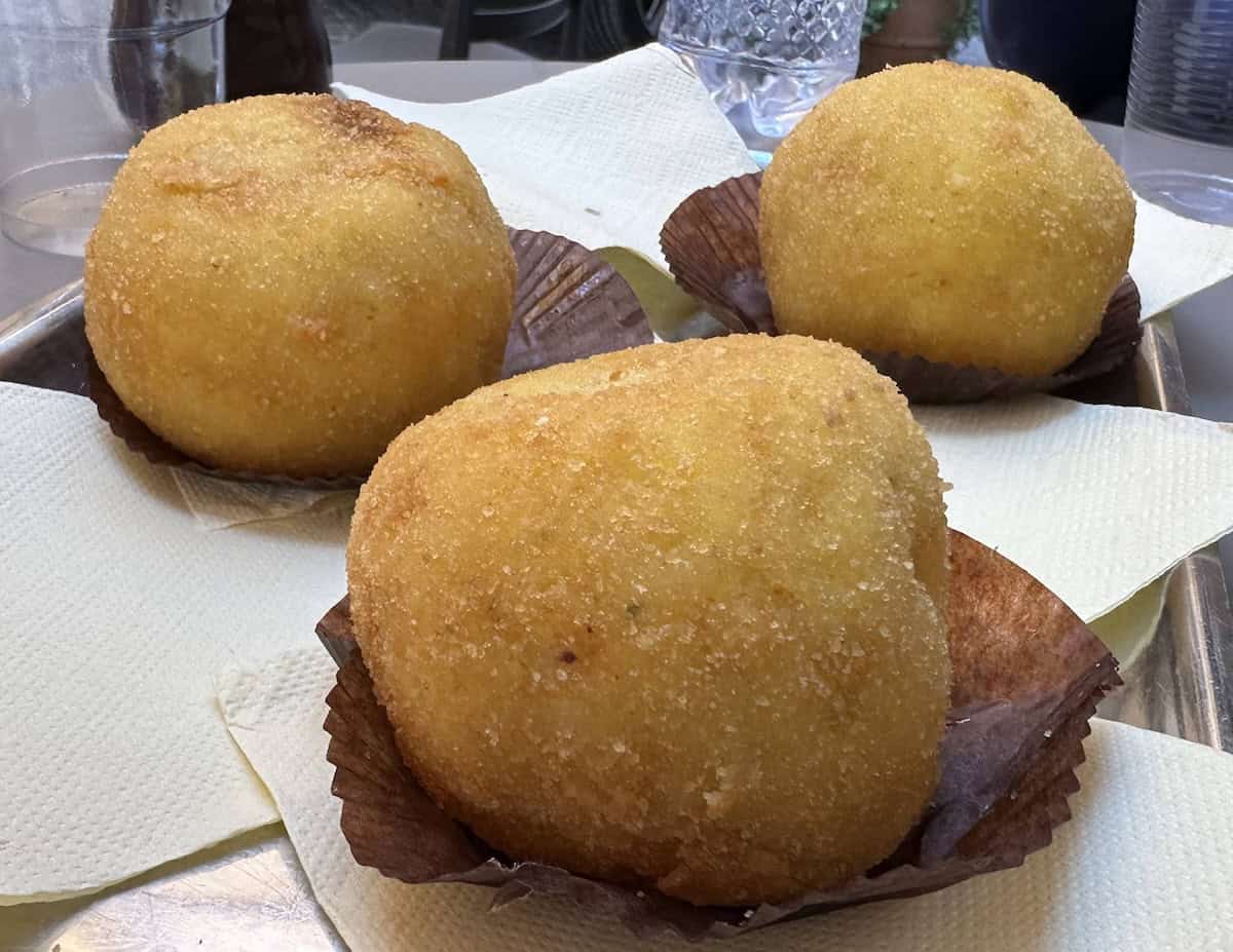 Aracino at a pasticceria in Agrigento (credit: Jerome Levine)