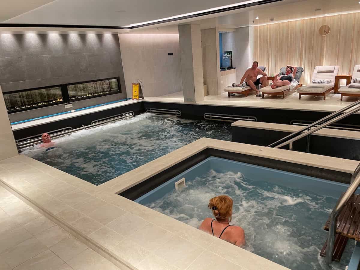 Thalassotherapy pool at Nordic Spa on Viking Neptune (credit: John and Sandra Nowlan)