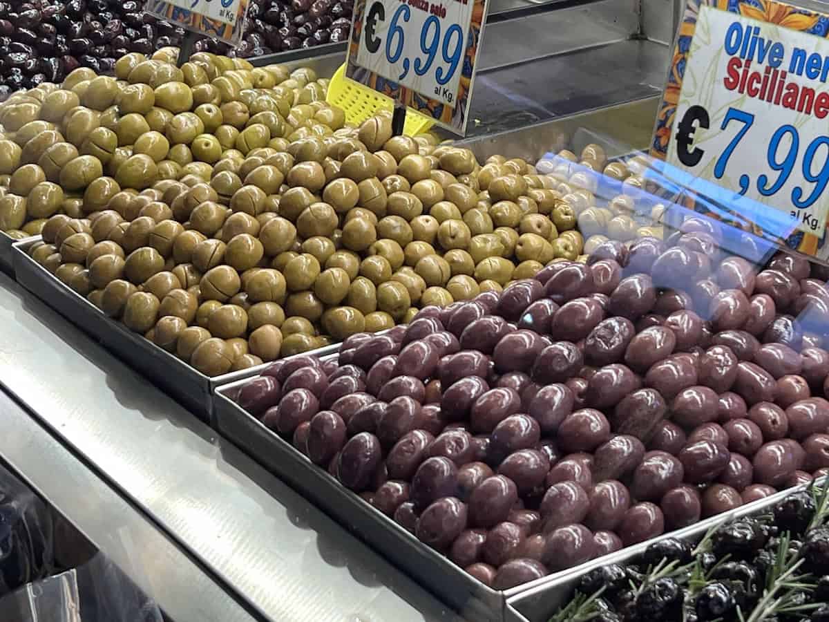 Sicilian Olives (credit: Jerome Levine)
