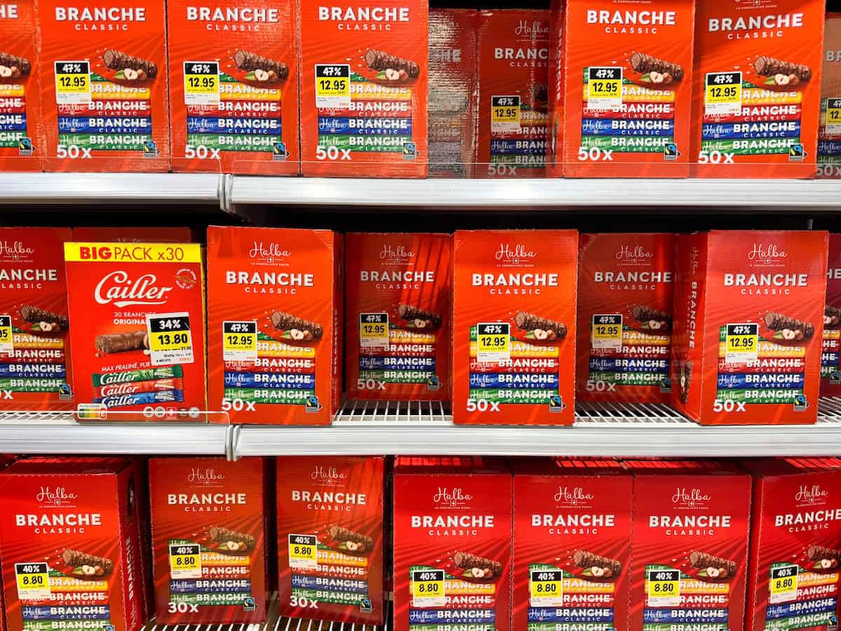 Halba Swiss chocolate at a Coop grocery store (Adobe)