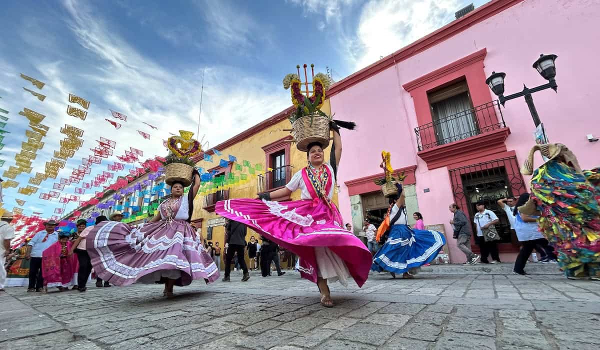 A colorful street scene in Oaxaca, Mexico (credit: Daniele Foti)