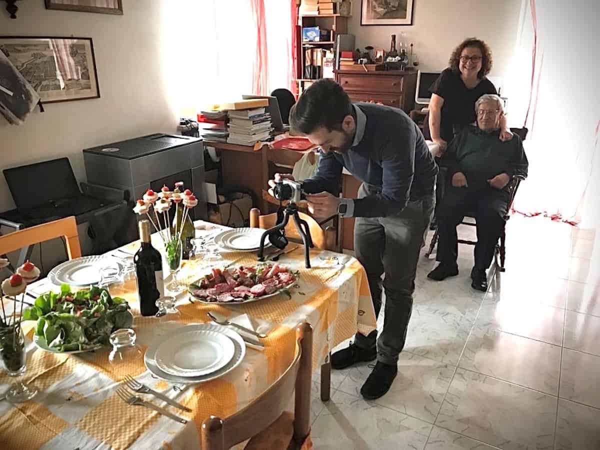 Daniele Foti with his family in Italy (credit Daniele Foti):