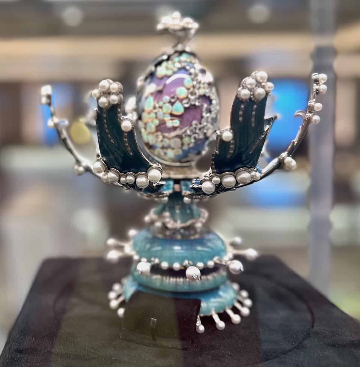 Rare Fabergé egg, part of the art collection on Grandeur (credit: John and Sandra Nowlan)