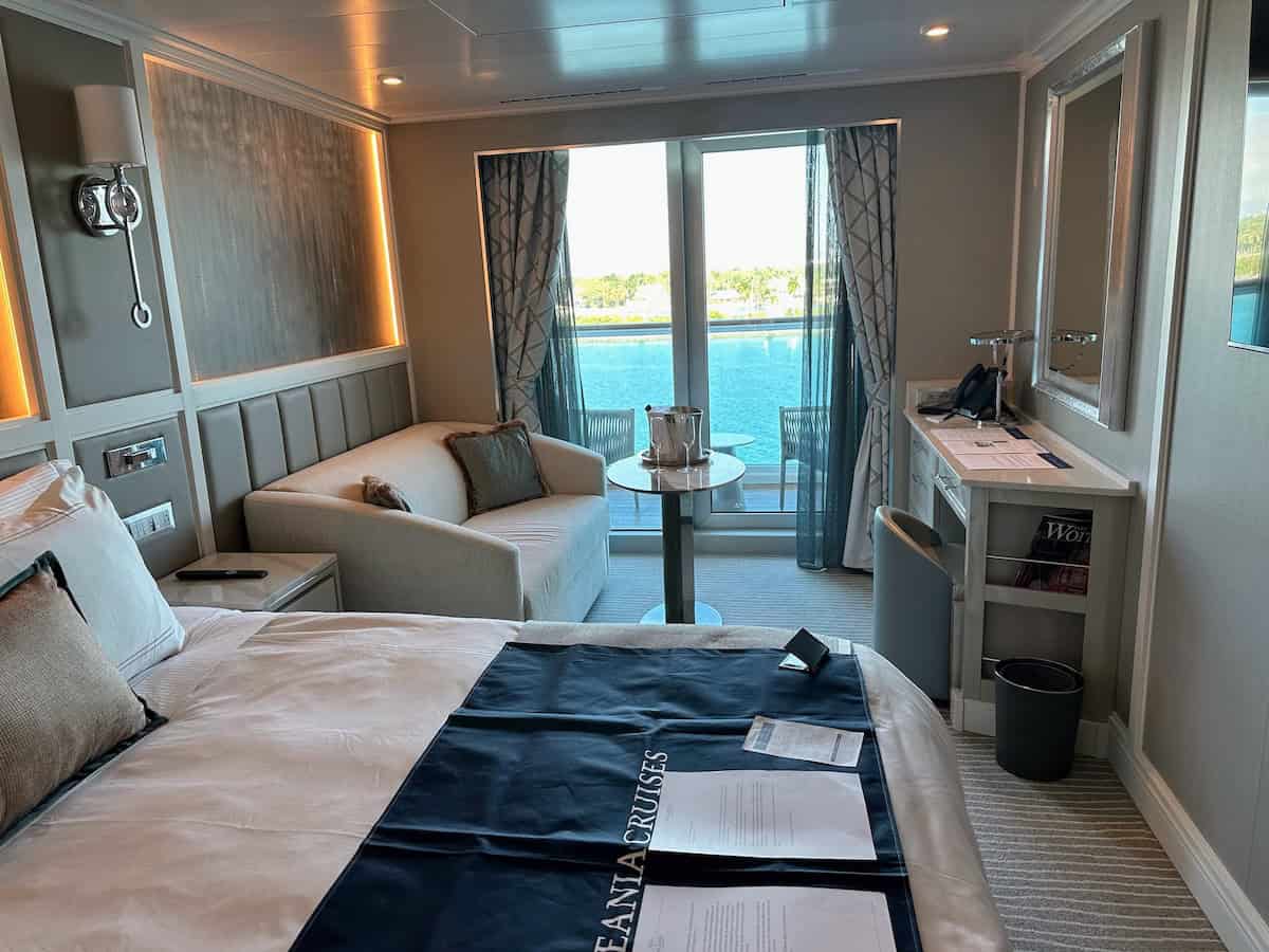 Concierge Level Veranda Stateroom 9087 (credit: Jerome Levine)