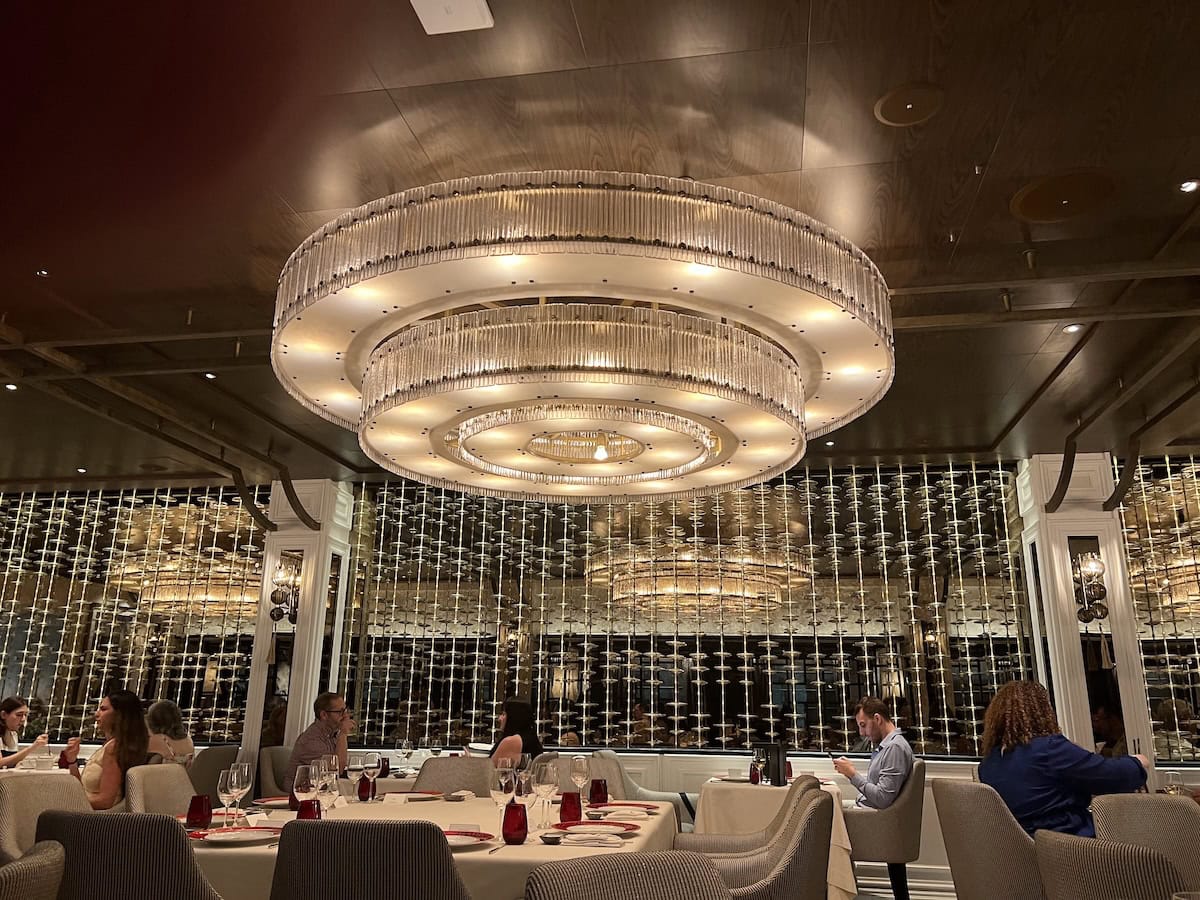 Chandelier in the main dining room (credit: Jerome Levine)