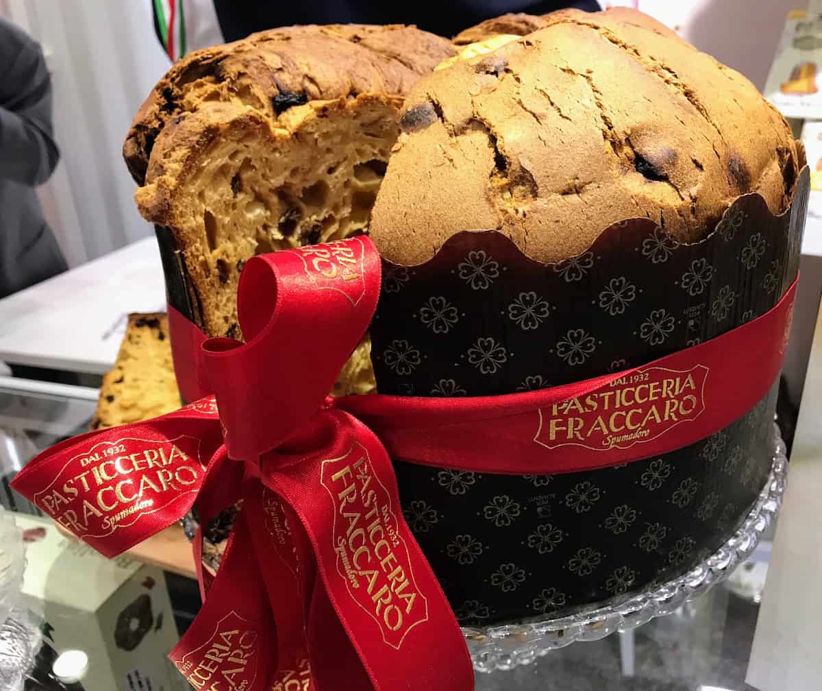 Pandoro in a shop window (credit: Jerome Levine)