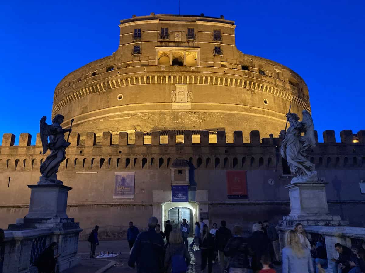 Castel Sant'Angelo at night (credit: Keith Kehlbeck)
