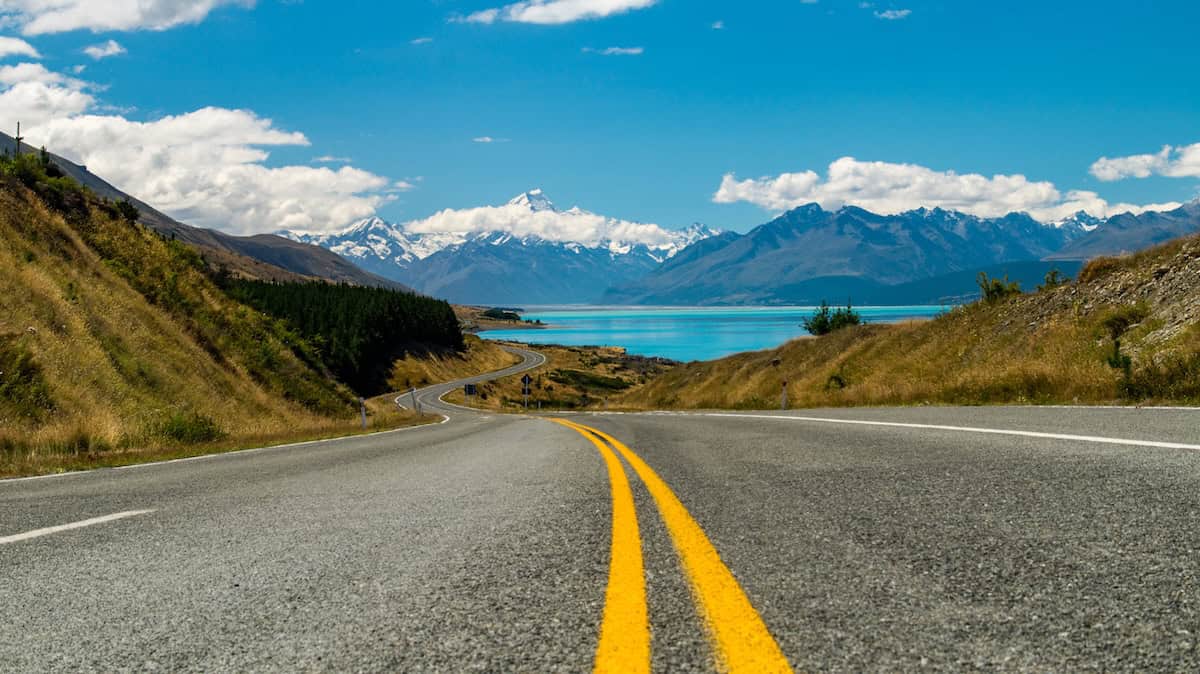State highway in New Zealand (credit: Adobe stock)