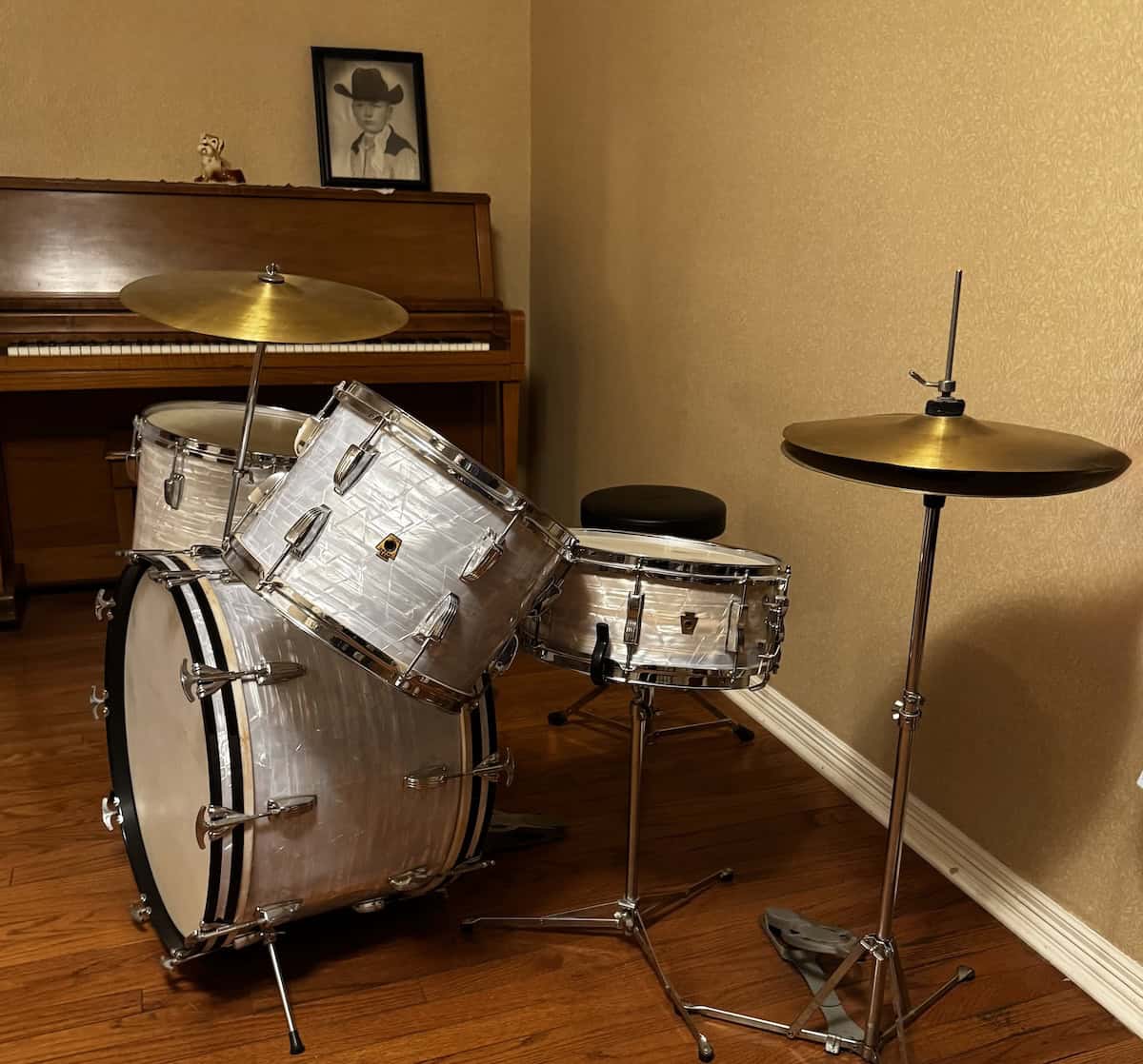 A drum set in Jerry Allison’s bedroom (credit: Jackie Sheckler Finch)