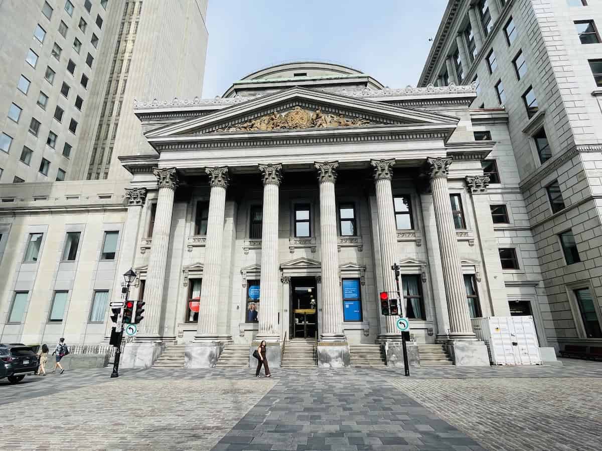 Bank of Montreal building (credit: John & Sandra Nowlan)